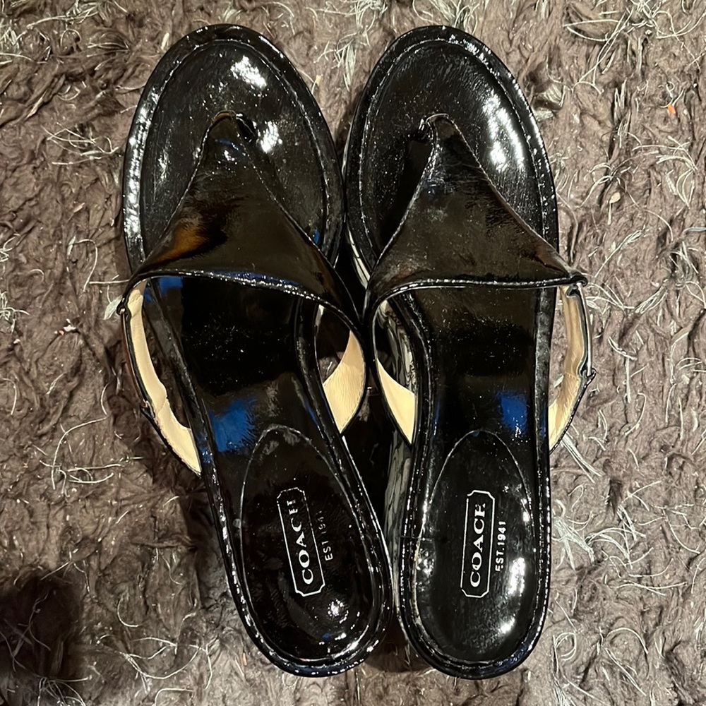 Vintage coach shoes! READ DESCRIPTION:)